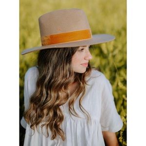 Benson Tri | Lack of Color